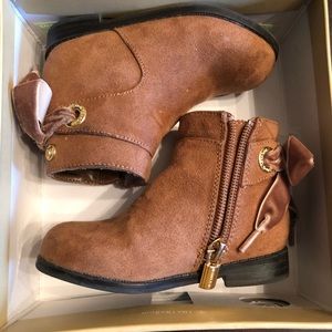 Michael Kors Boots